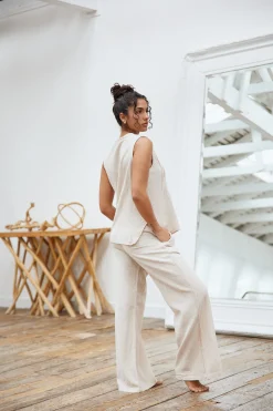 Blanco By Nature Gigi Top><noscript><img width=