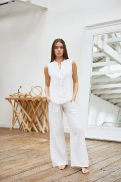 Blanco By Nature Gigi Top><noscript><img width=